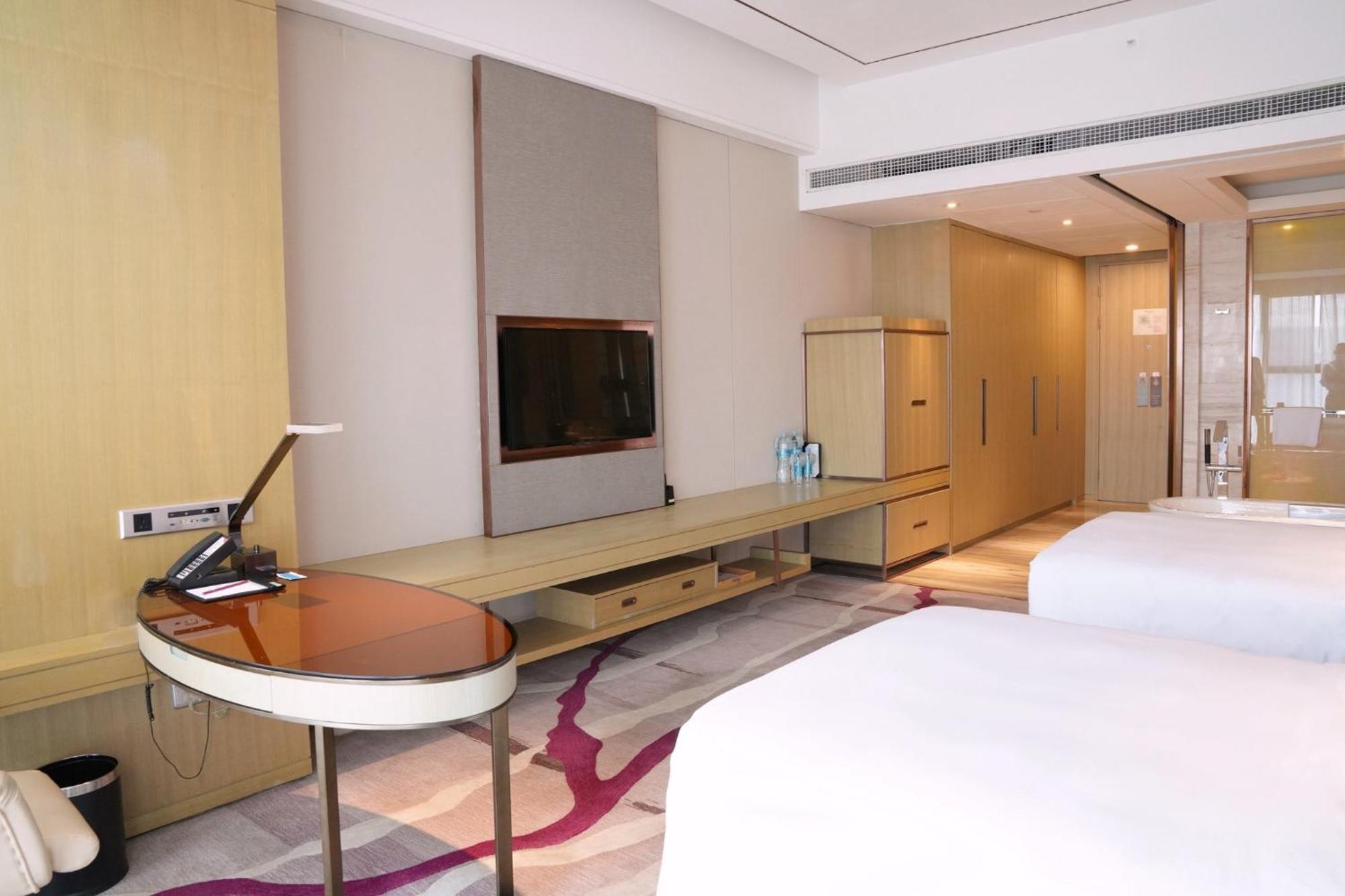 Hotel Crowne Plaza Yibin By Ihg Zewnętrze zdjęcie